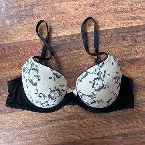 Victorias Secret White and Black Lace Bra Body By Victorias 34C